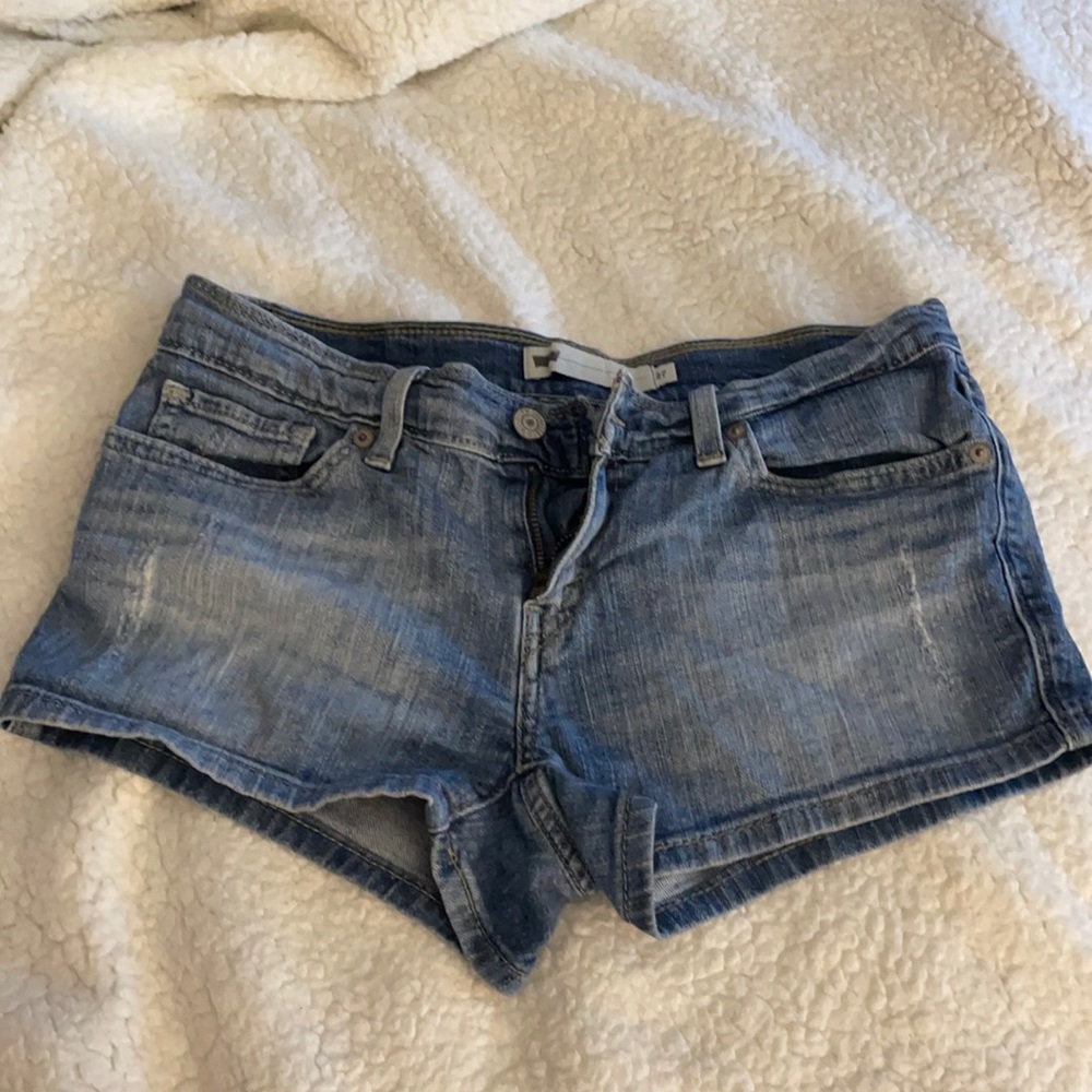 Levi’s shorts